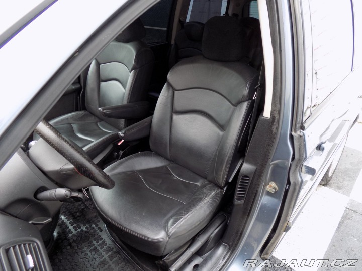 Peugeot 807 2.0HDi/7.Míst/NAVI/LED/ 2009
