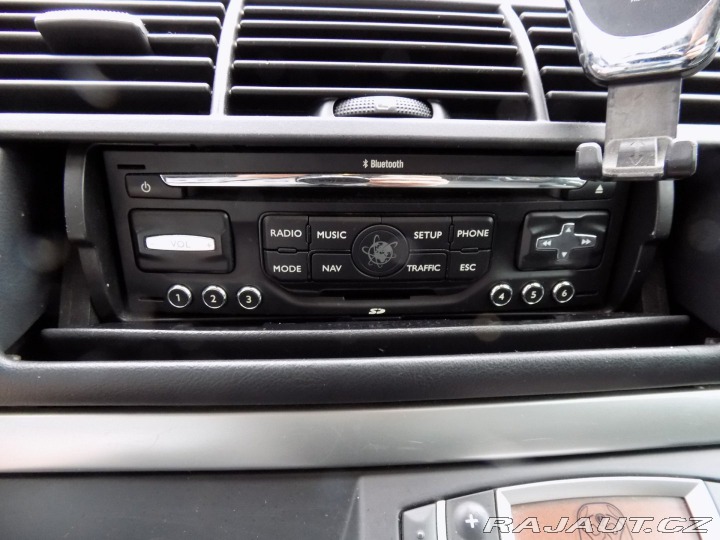 Peugeot 807 2.0HDi/7.Míst/NAVI/LED/ 2009
