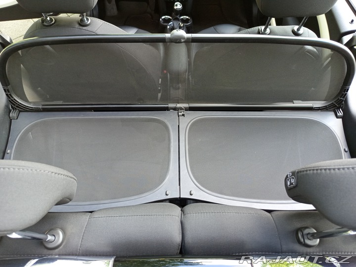 Mini One Cabrio,navigace,xenony 2013