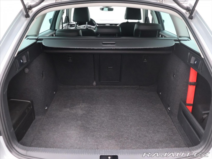 Škoda Octavia 2,0 TDI 110kW DSG Style V 2020