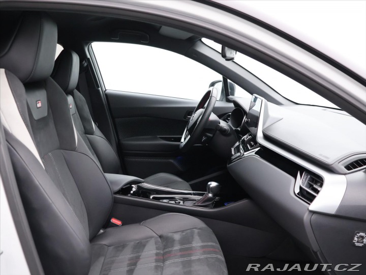 Toyota C-HR 2,0 Hybrid 112kW GR Sport 2022