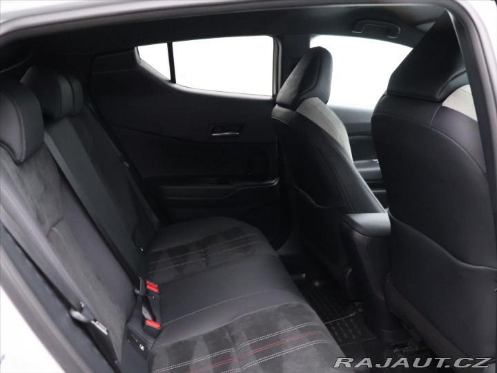 Toyota C-HR 2,0 Hybrid 112kW GR Sport 2022