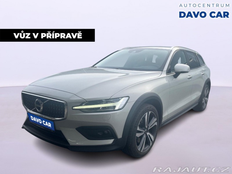 Volvo V60 2,0 D4 AWD CZ Cross Count