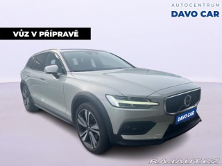 Volvo V60 2,0 D4 AWD CZ Cross Count 2021