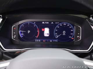 Volkswagen Touran 2,0 TDI DSG R-Line 1.Maj 2025