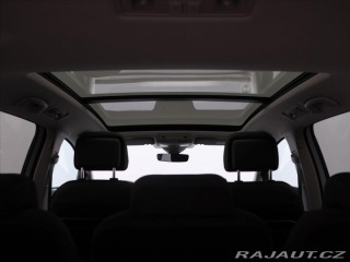 Volkswagen Touran 2,0 TDI DSG R-Line 1.Maj 2025