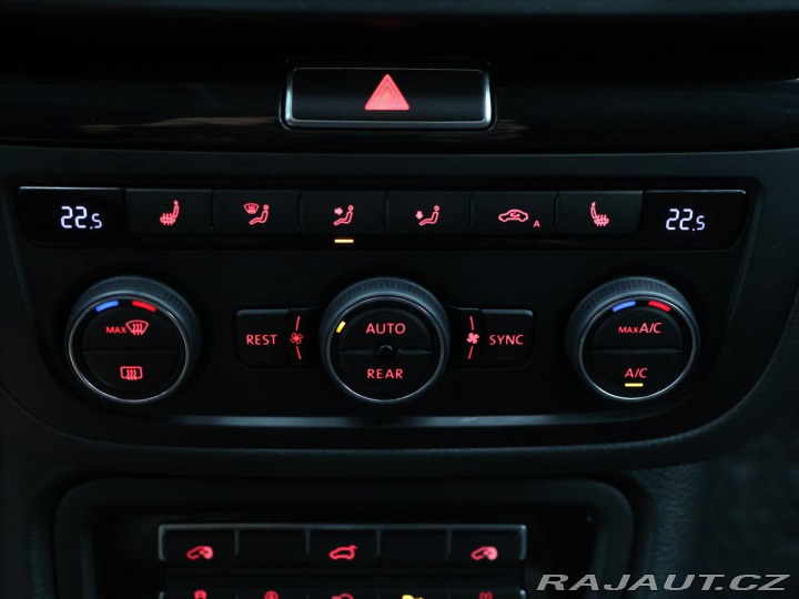 Volkswagen Sharan 2,0 TDI 130kW DSG 4Motion 2019