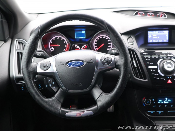Ford Focus 2,0 EB 184kW ST Aut.klima 2012