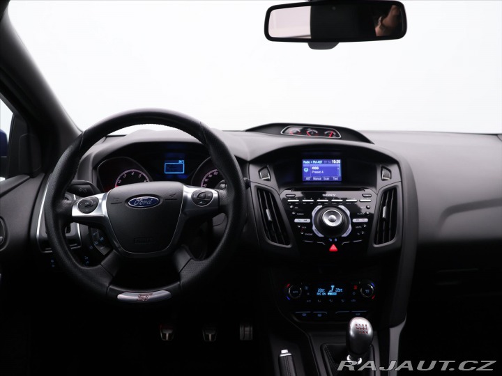Ford Focus 2,0 EB 184kW ST Aut.klima 2012