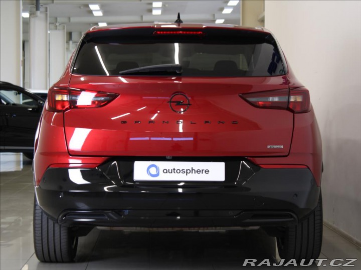 Opel Grandland 1,6 PHEV 165kW LED Matrix 2024