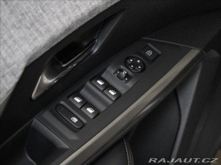 Peugeot 5008 1,2 Hybrid Allure 20tkm. 2025