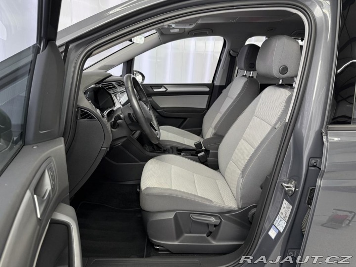 Volkswagen Touran 2.0TDI DSG COMFORTLINE, W 2024
