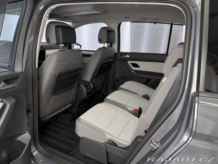 Volkswagen Touran 2.0TDI DSG COMFORTLINE, W 2024