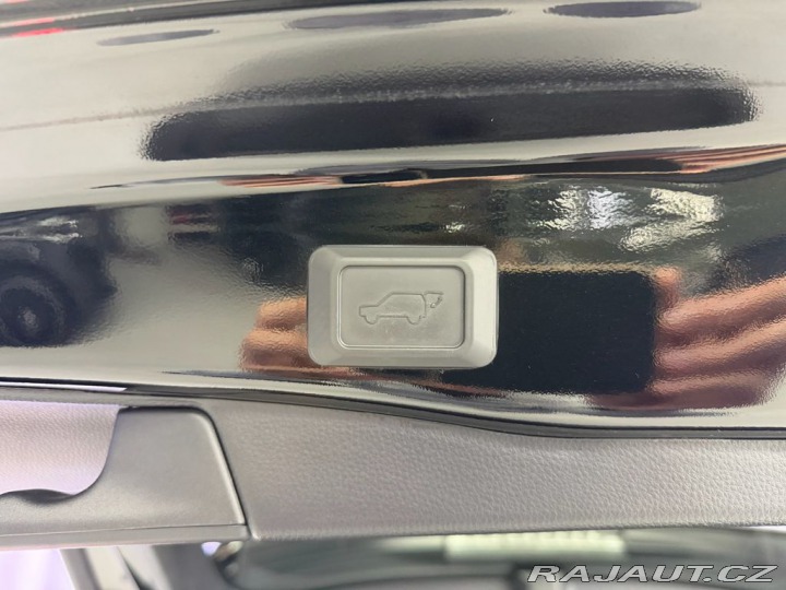 Toyota RAV4 2.5 HYBRID e-CVT 4WD EXEC 2022