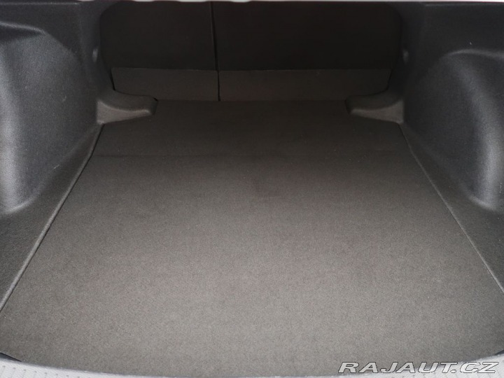 Toyota Corolla 1.8Hybrid,CZ,1Maj,Style 2023