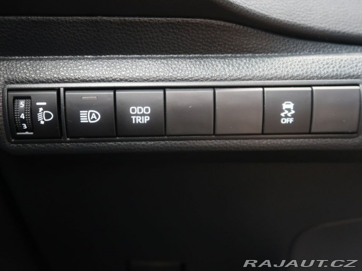 Toyota Corolla 1.8Hybrid,CZ,1Maj,Style 2023