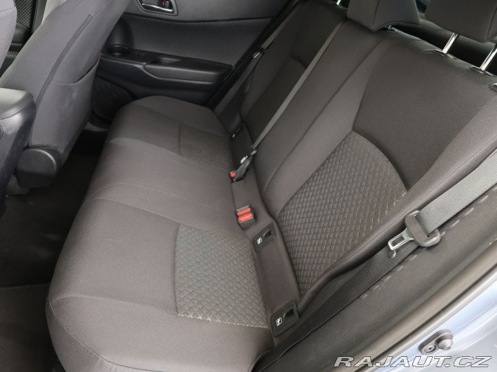 Toyota C-HR 2.0Hybrid,CZ,1Maj,Style 2023