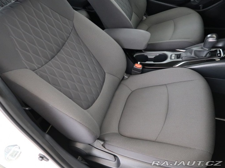 Toyota Corolla 1.8Hybrid,CZ,1Maj,Active 2022