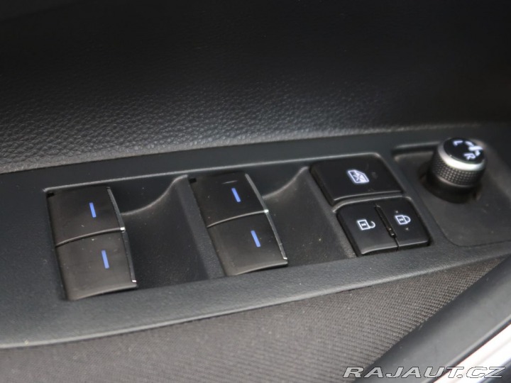 Toyota Corolla 1.8Hybrid,CZ,1Maj,Active 2022
