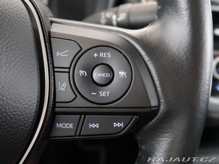 Toyota Corolla 1.8Hybrid,CZ,1Maj,Active 2022
