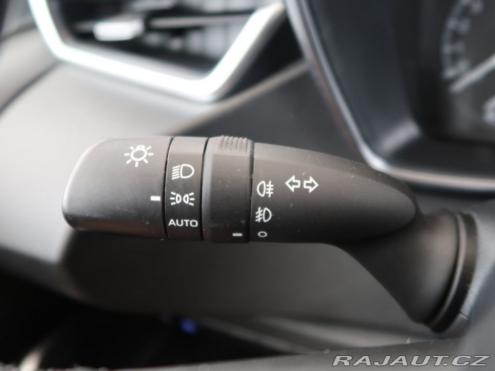Toyota Corolla 1.8Hybrid,CZ,1Maj,Active 2022