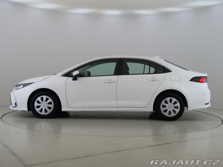 Toyota Corolla 1.8Hybrid,CZ,1Maj,Active 2022