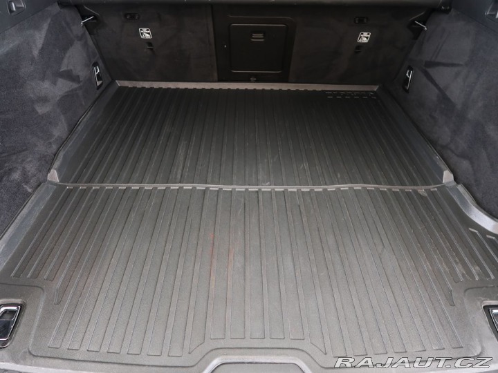 Volvo V90 2.0D4,140kW,4x4,Cross Cou 2017