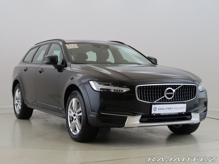 Volvo V90 2.0D4,140kW,4x4,Cross Cou 2017