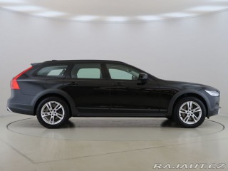 Volvo V90 2.0D4,140kW,4x4,Cross Cou 2017