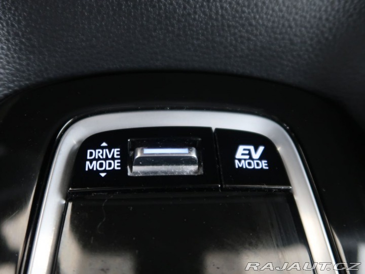 Toyota Corolla 2.0Hybrid,CZ,1Maj,Comfort 2022