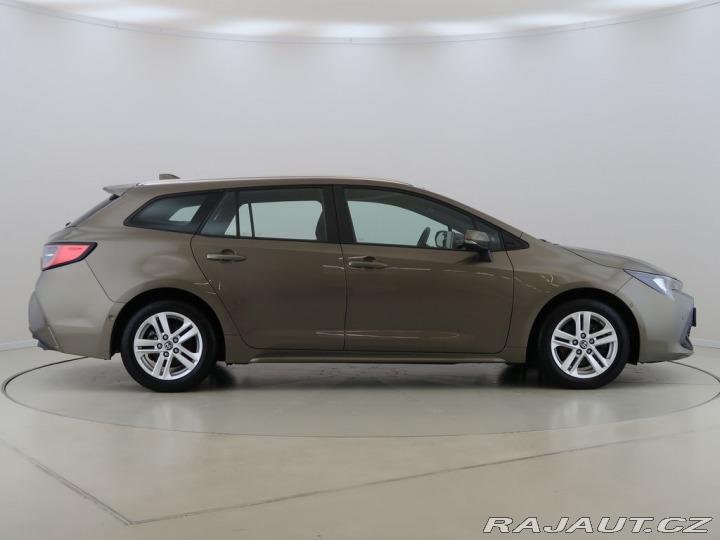Toyota Corolla 2.0Hybrid,CZ,1Maj,Comfort 2022