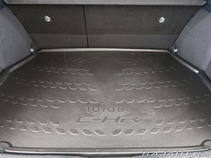 Toyota C-HR 2.0Hybrid,CZ,1Maj,Style 2023