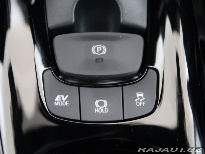 Toyota C-HR 2.0Hybrid,CZ,1Maj,Style 2023