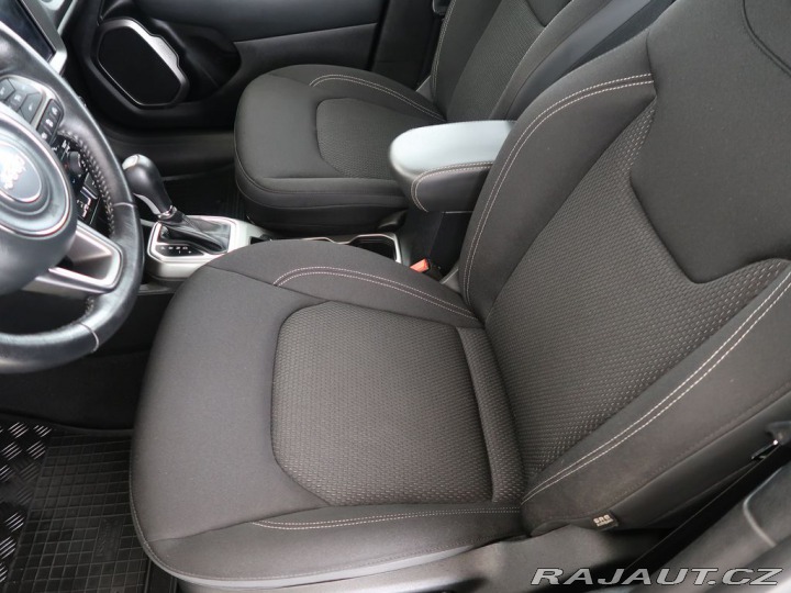 Jeep Renegade 1.3T-GDI,AT,CZ,1Maj,Limit 2020