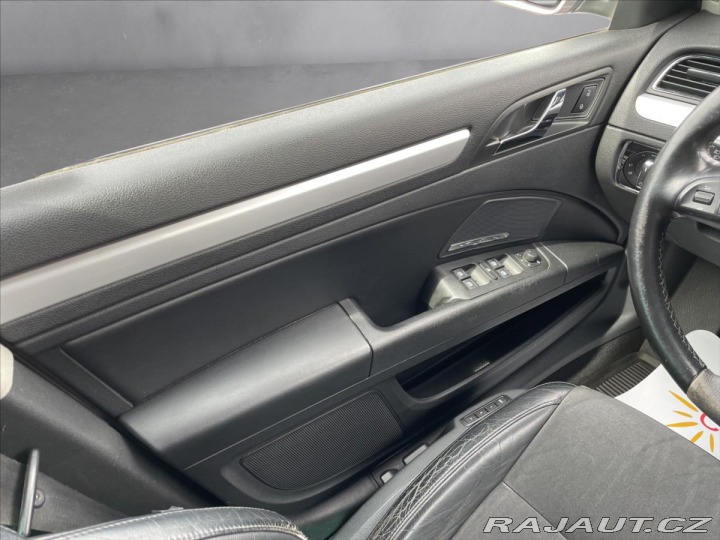 Škoda Superb 2,0 TDi DSG 125kW Eleganc 2010