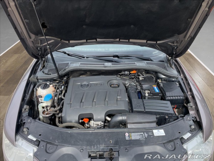 Škoda Superb 2,0 TDi DSG 125kW Eleganc 2010