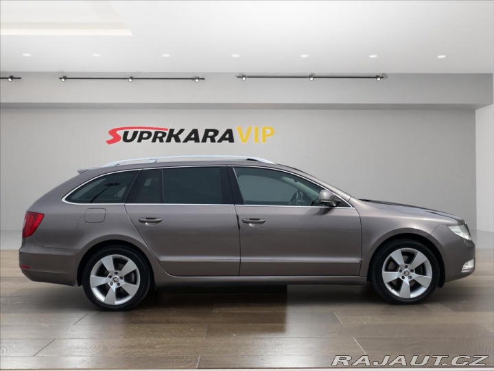 Škoda Superb 2,0 TDi DSG 125kW Eleganc 2010