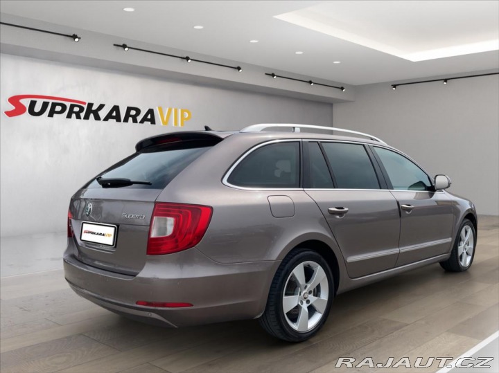 Škoda Superb 2,0 TDi DSG 125kW Eleganc 2010