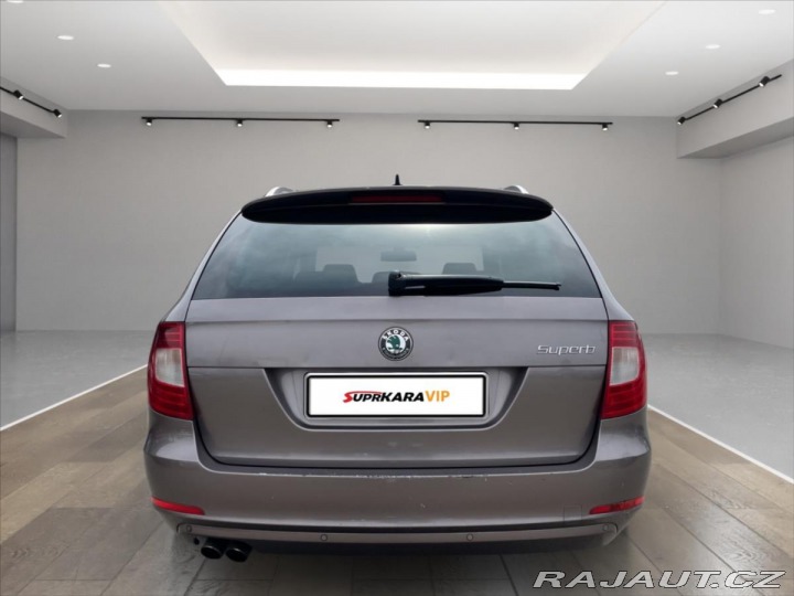 Škoda Superb 2,0 TDi DSG 125kW Eleganc 2010