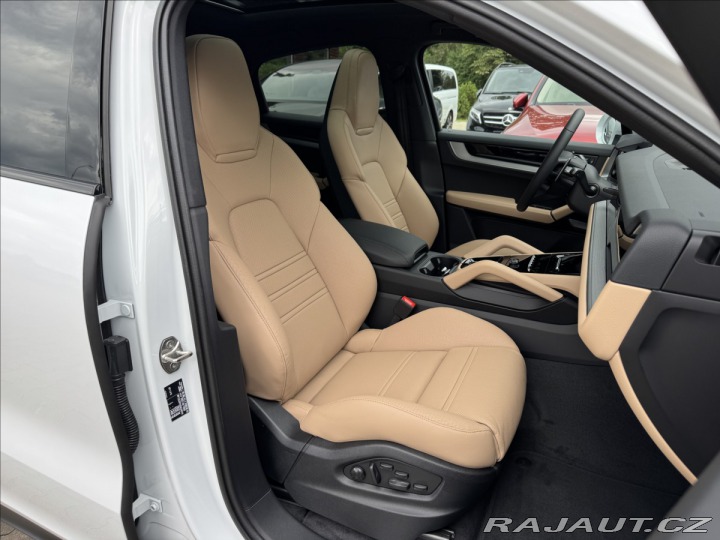 Porsche Cayenne Coupe E3 II Sport Chrono 2025