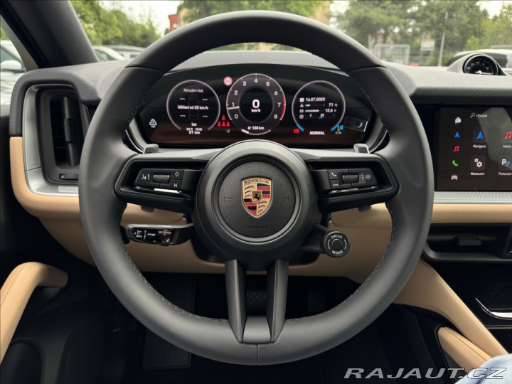 Porsche Cayenne Coupe Sport Chrono Vzduc 2025