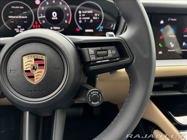Porsche Cayenne Coupe Sport Chrono Vzduc 2025