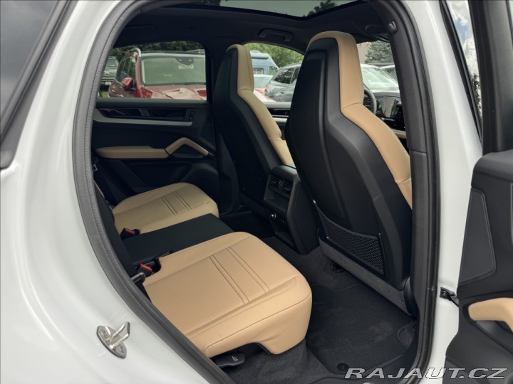 Porsche Cayenne Coupe E3 II Sport Chrono 2025