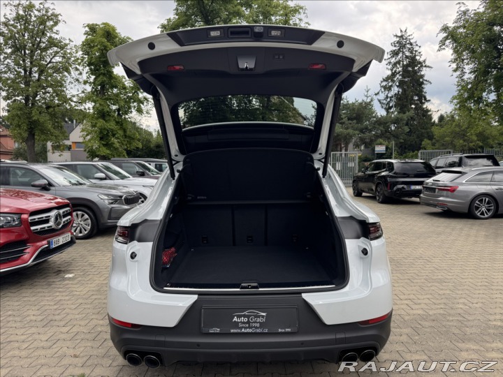 Porsche Cayenne Coupe Sport Chrono Vzduc 2025