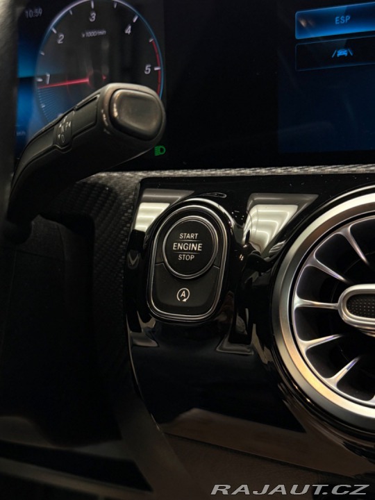 Mercedes-Benz A 180 d /T 2018