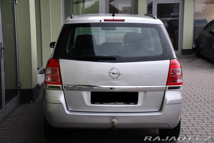 Opel Zafira 1.8i VYHŘ. SEDAČKY 7.MÍST 2009