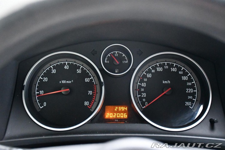 Opel Zafira 1.8i VYHŘ. SEDAČKY 7.MÍST 2009