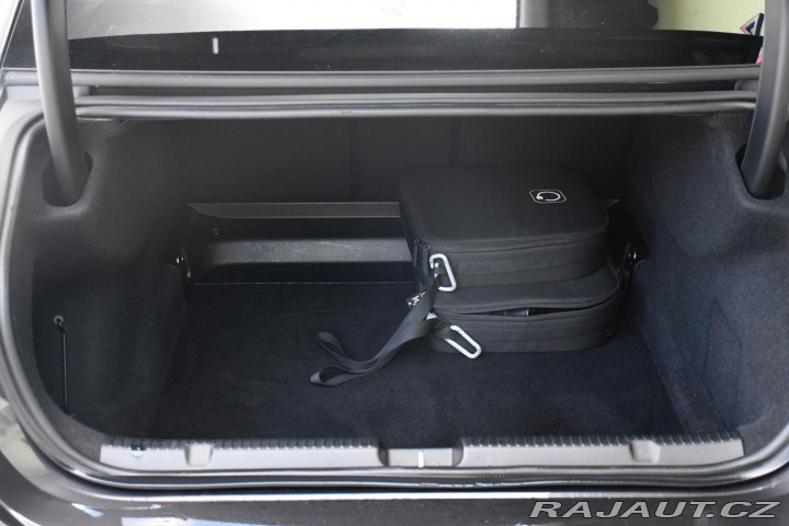 Mercedes-Benz EQE 350+ 1M 2023
