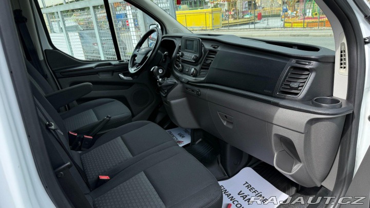 Ford Tourneo Custom 2.0TDCi 77kW *L1H1*9míst* 2018