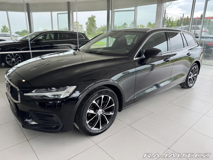 Volvo V60 D3 AUT*110kW*LED*KeyLess* 2020